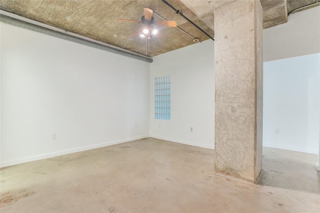 2000 Bagby Street - Photo 13
