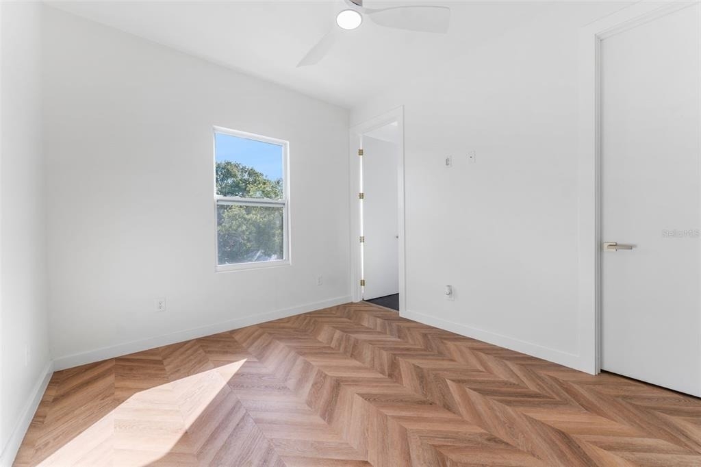 102 W Adalee Street - Photo 21
