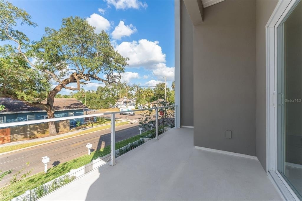 102 W Adalee Street - Photo 10