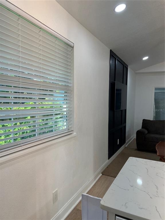 311 E Floribraska Avenue - Photo 2