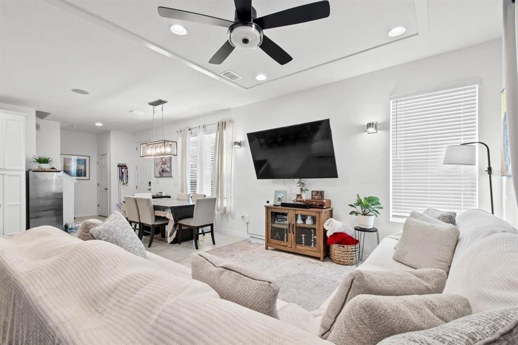 6262 Goldcoast Avenue - Photo 3