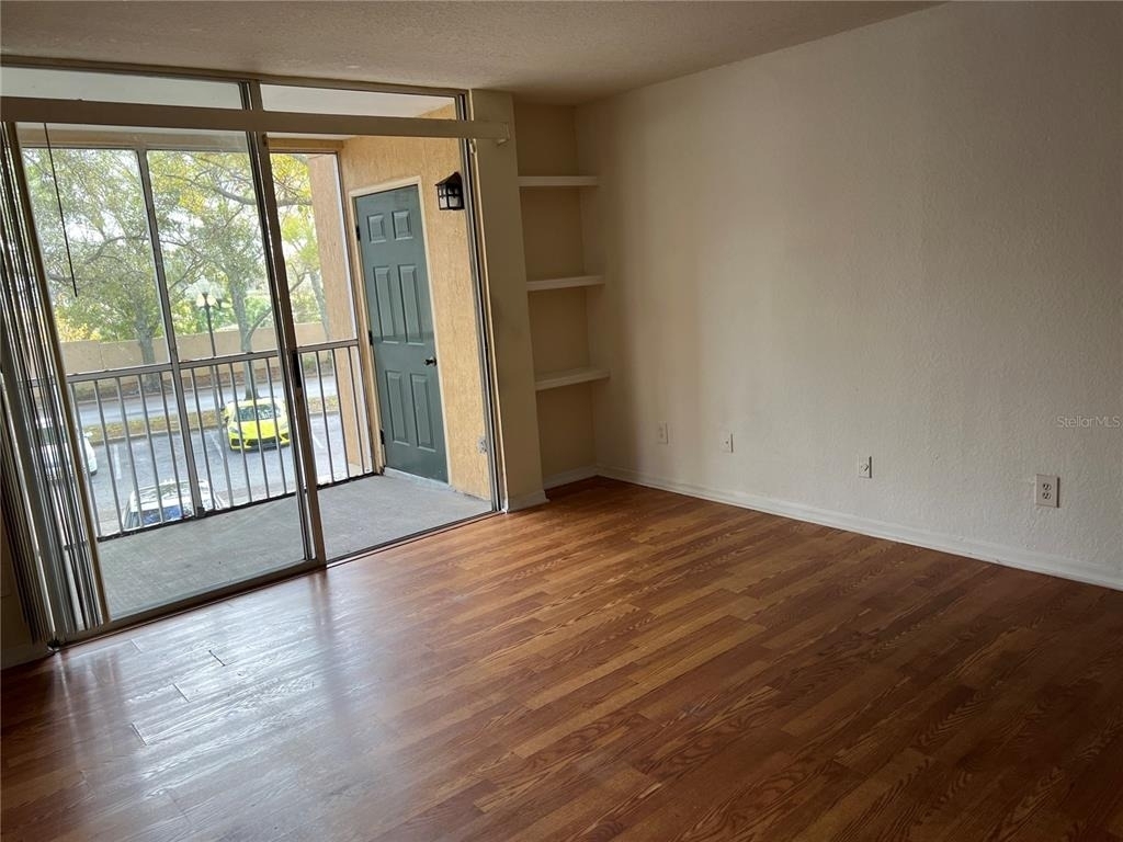 8939 Latrec Avenue - Photo 6