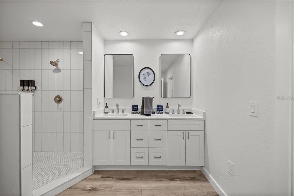 10380 Nw 21st Street - Photo 15