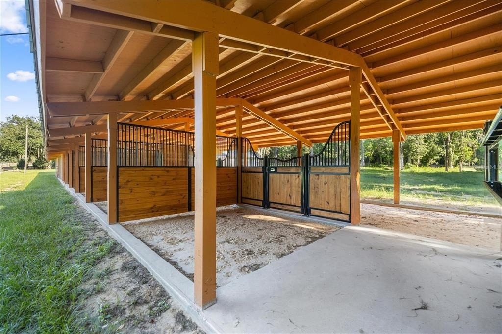 10380 Nw 21st Street - Photo 51