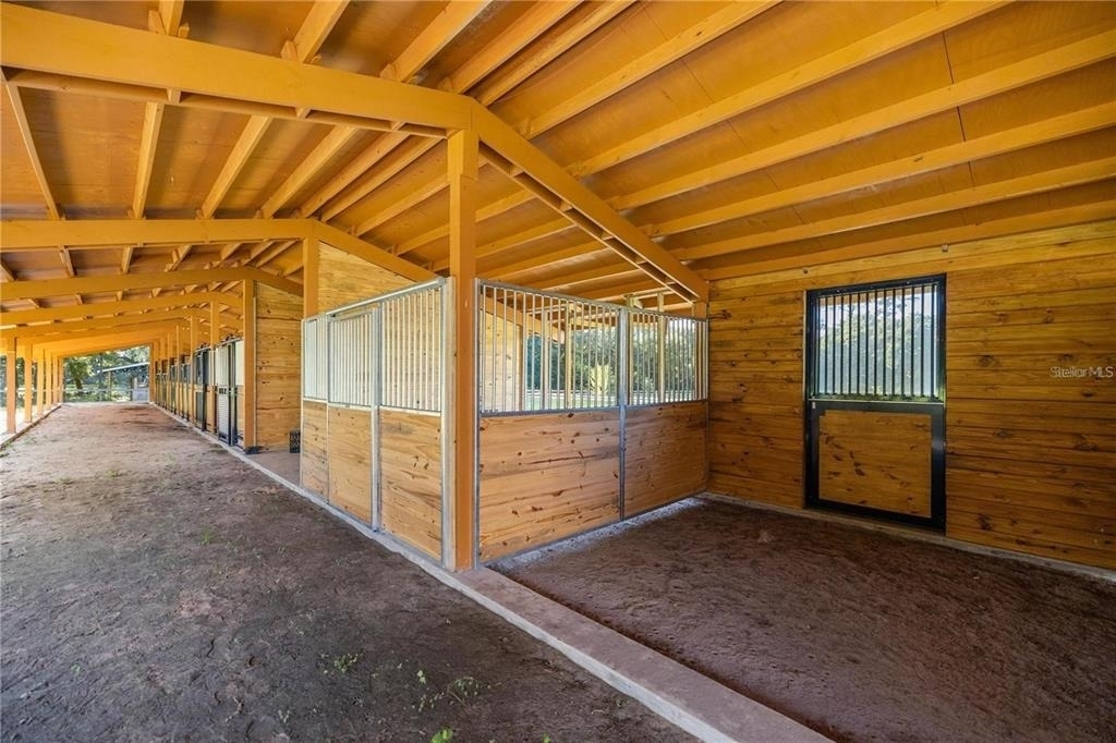 10380 Nw 21st Street - Photo 48