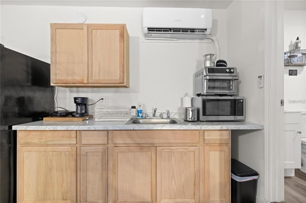 10380 Nw 21st Street - Photo 38
