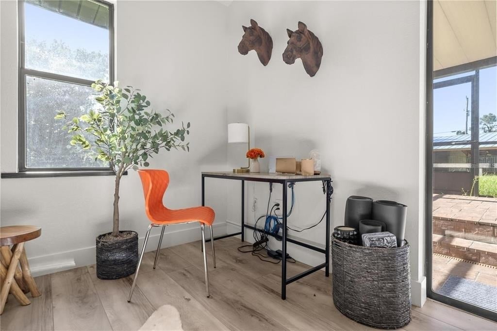10380 Nw 21st Street - Photo 4