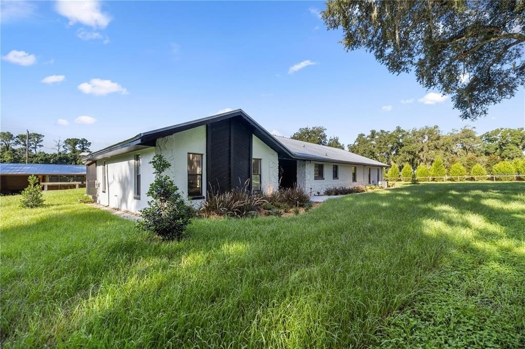 10380 Nw 21st Street - Photo 49