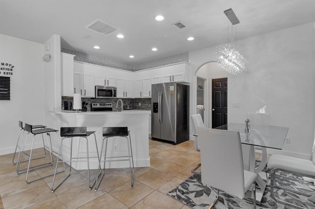 16748 Lazy Breeze Loop - Photo 3