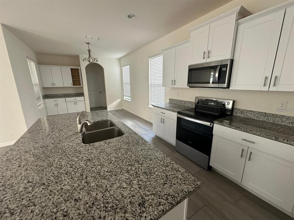 17865 Adrift Road - Photo 4