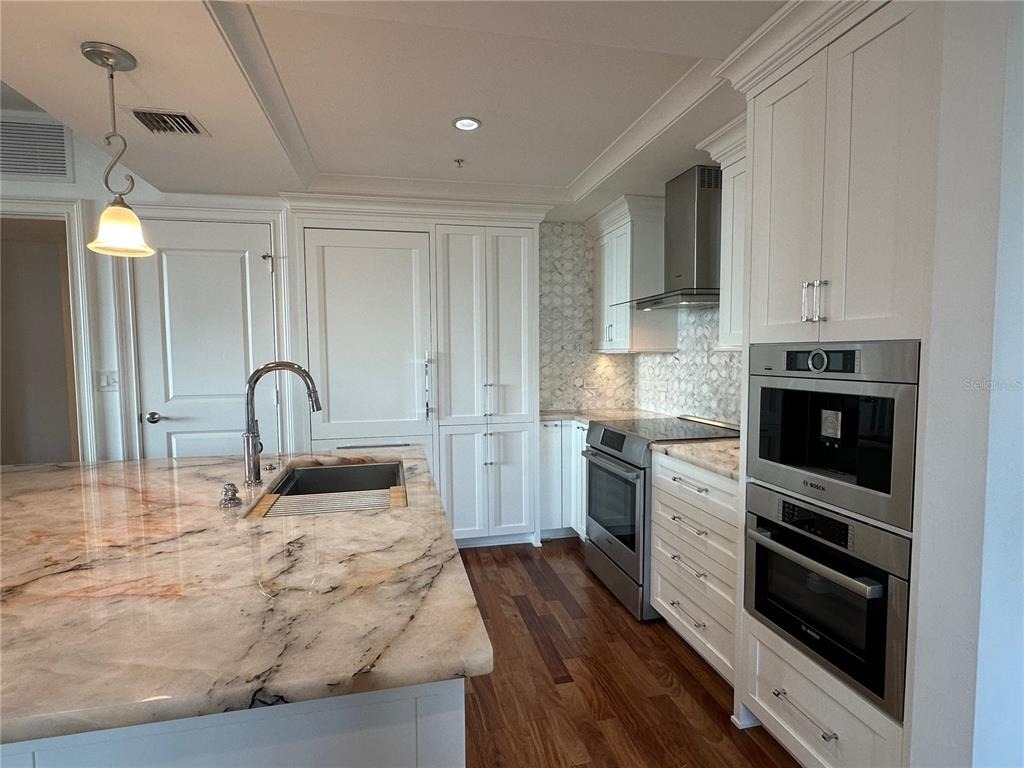 1350 Main Street - Photo 9