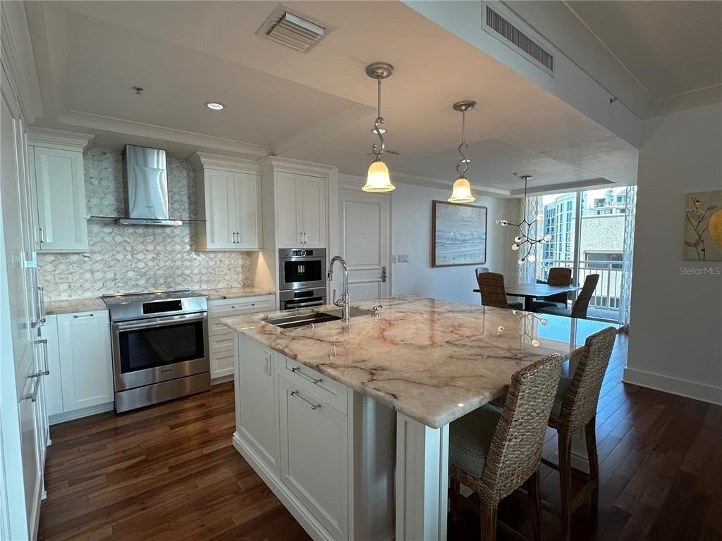 1350 Main Street - Photo 11