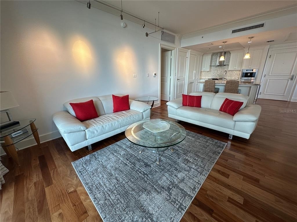 1350 Main Street - Photo 31