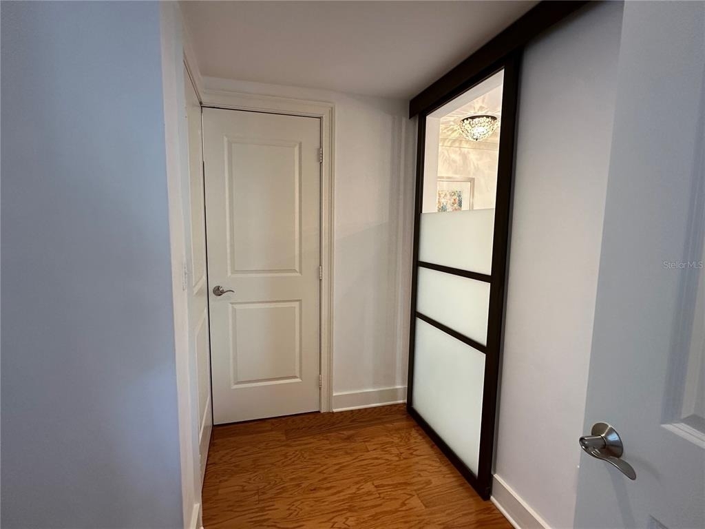 1350 Main Street - Photo 40