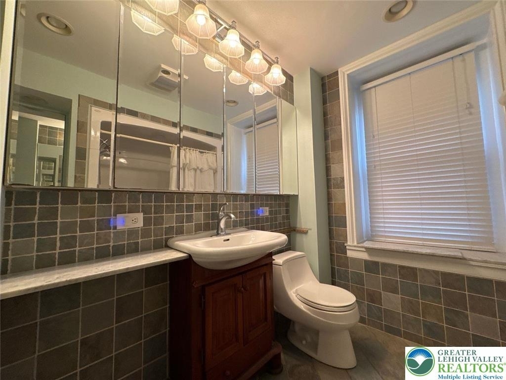 3686 Lower Saucon Road - Photo 19
