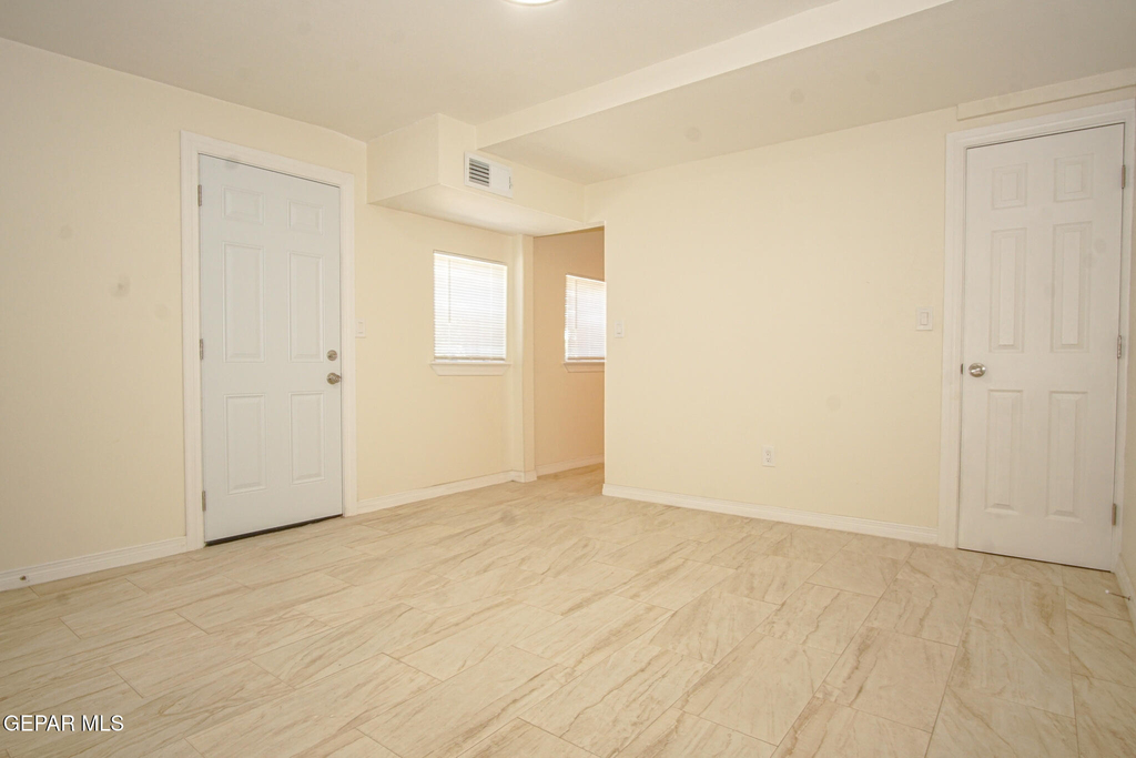 7320 Dale Road - Photo 10