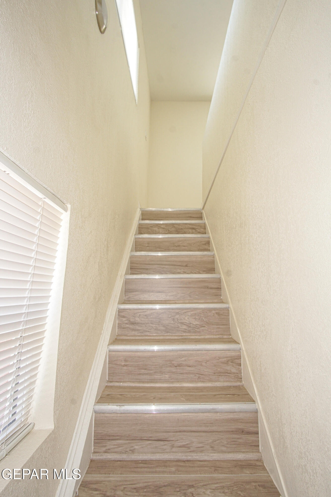 7320 Dale Road - Photo 6