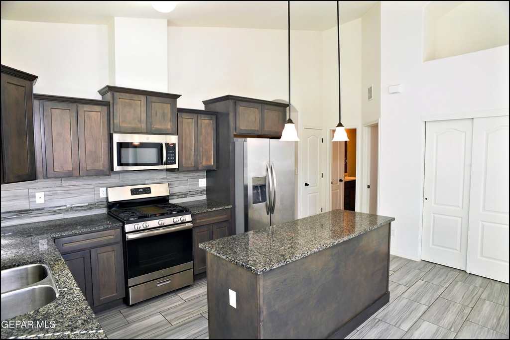 781 Croxdale Street - Photo 14