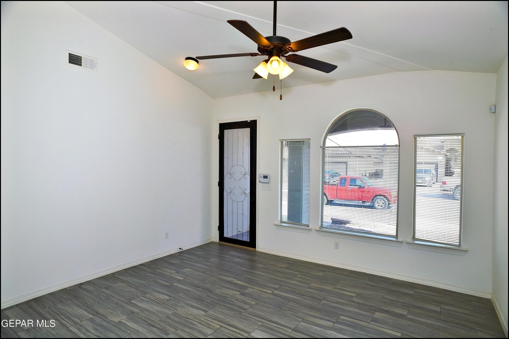 781 Croxdale Street - Photo 7