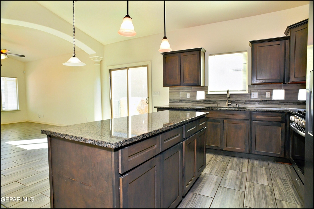 781 Croxdale Street - Photo 16