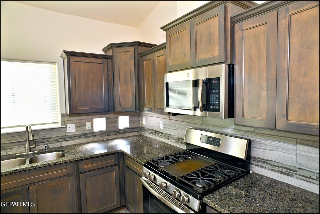 781 Croxdale Street - Photo 18