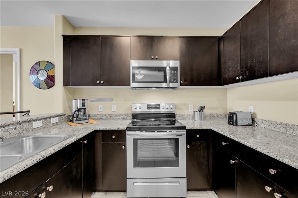 8255 Las Vegas Boulevard - Photo 14