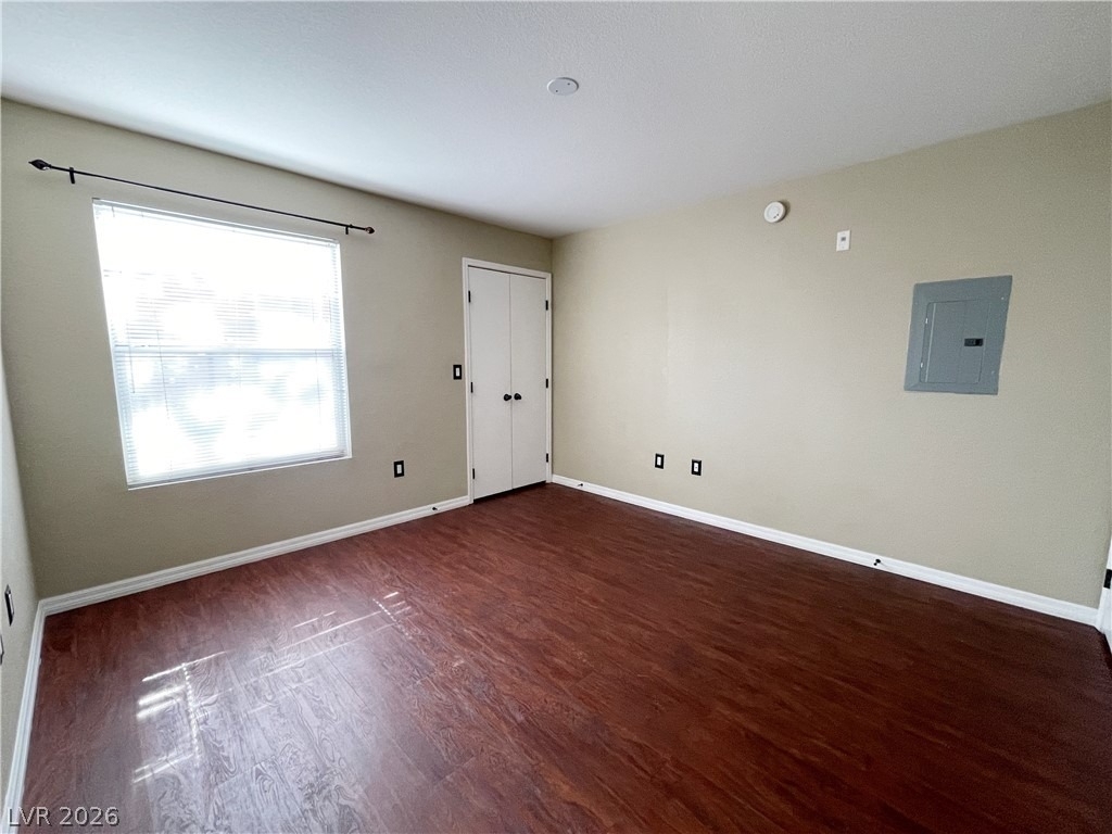 555 E Silverado Ranch Boulevard - Photo 8