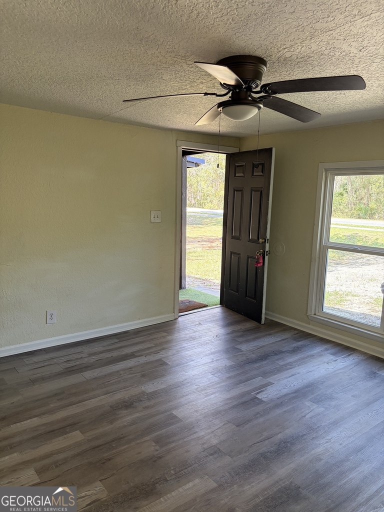307 Finley Street - Photo 3