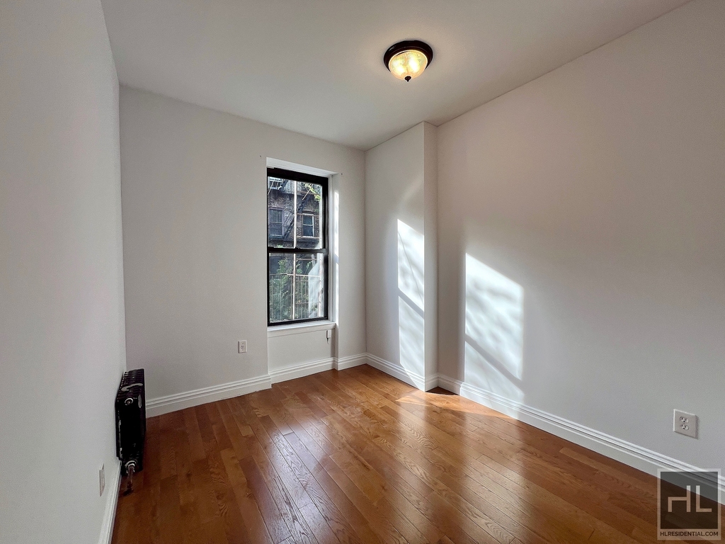 14 Saint Andrews Place - Photo 3