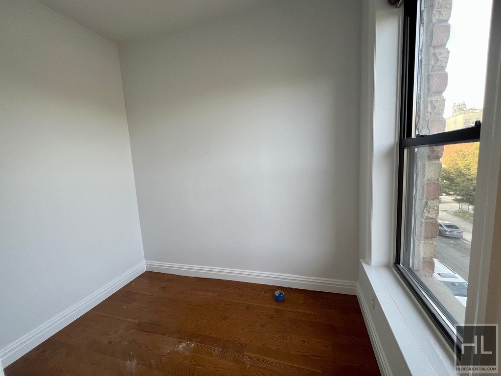 14 Saint Andrews Place - Photo 9