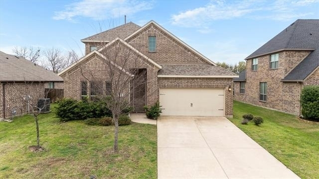 576 Spruce Trail - Photo 1