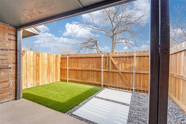 2228 Colony Court - Photo 13