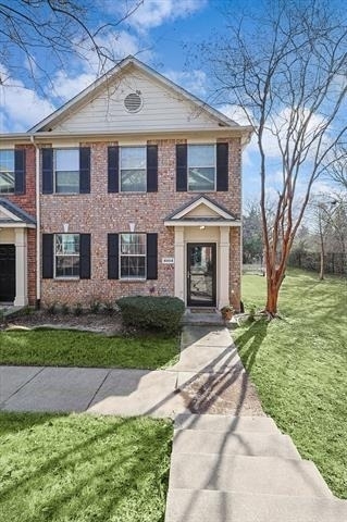 4064 Kyndra Circle - Photo 0