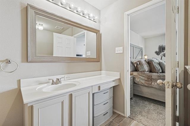 4064 Kyndra Circle - Photo 12