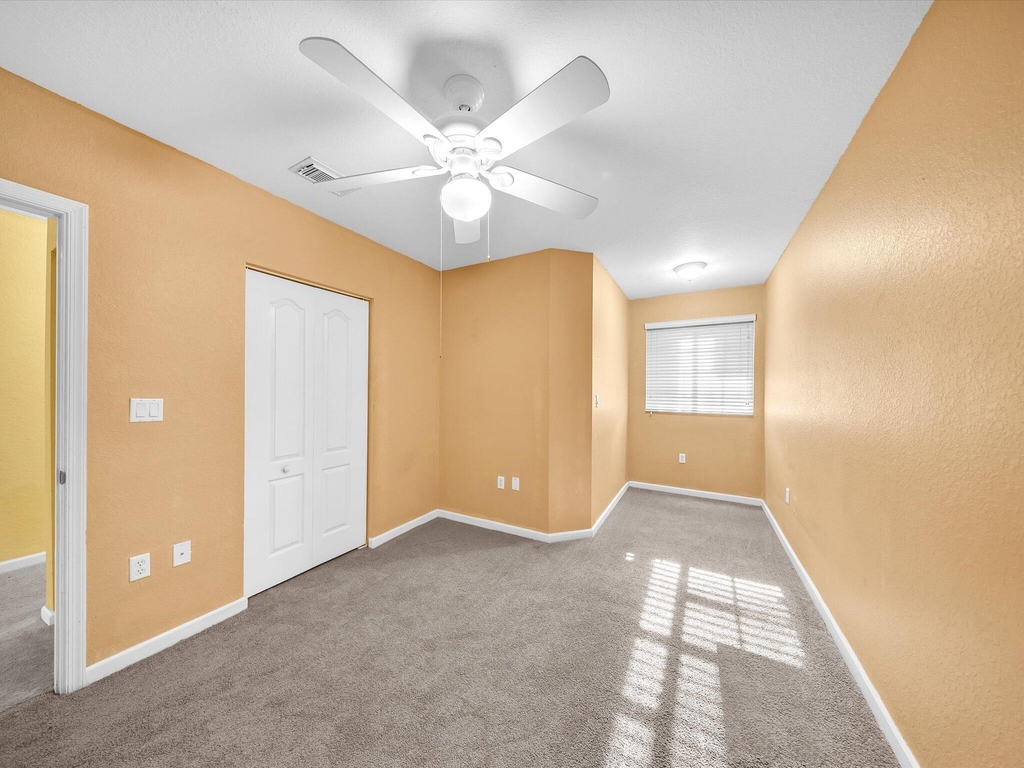 21223 Nw 14th Place - Photo 18