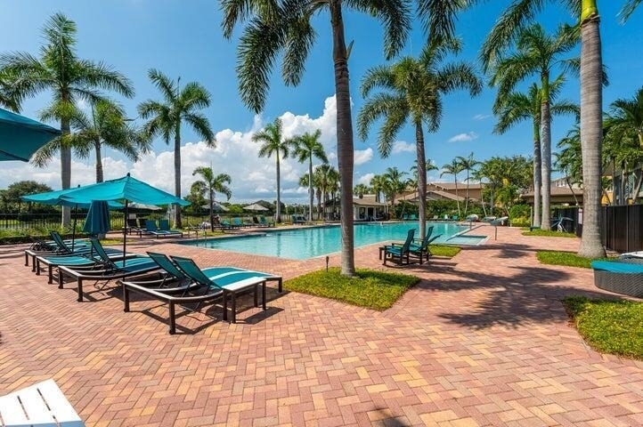 833 Millbrae Court - Photo 25