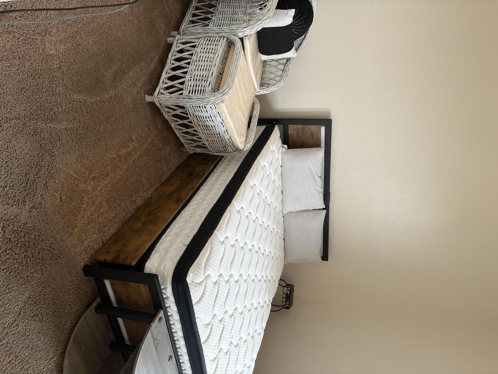 833 Millbrae Court - Photo 10