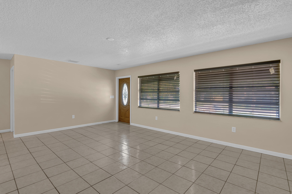 6113 Yucca Drive - Photo 11