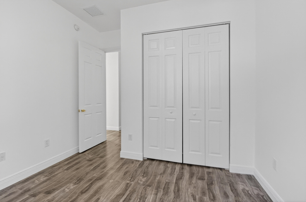 2515 Venetian Court - Photo 26