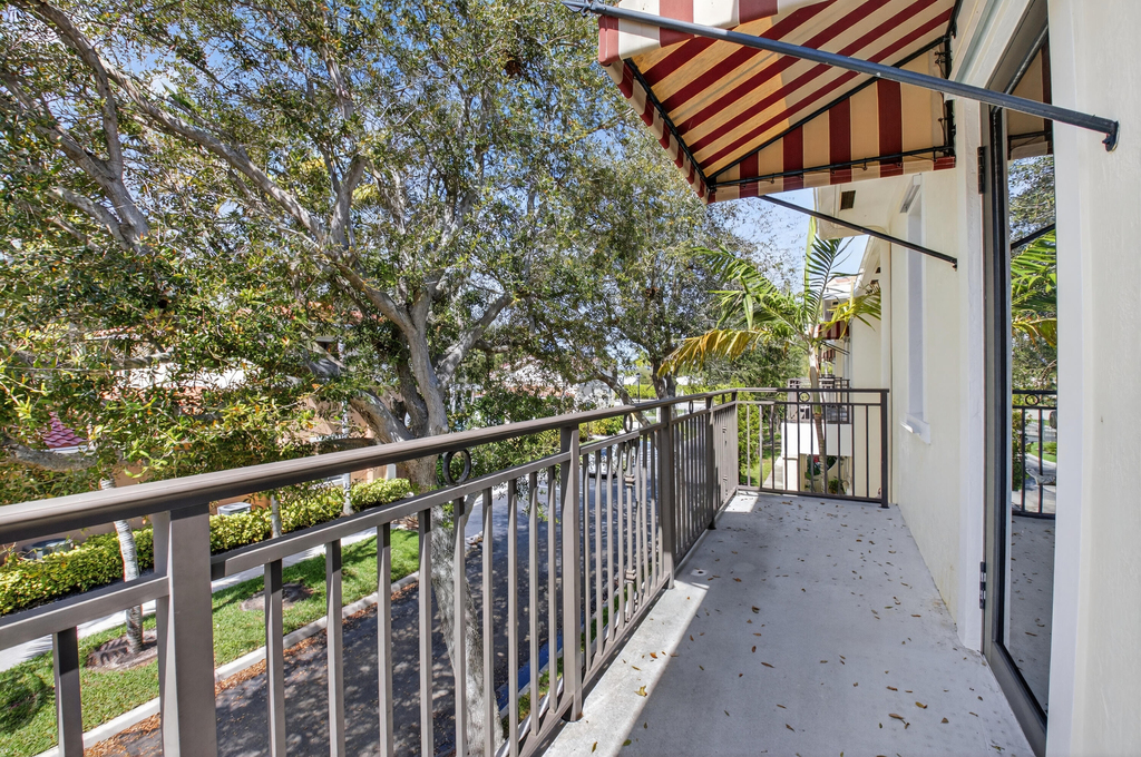 2515 Venetian Court - Photo 19