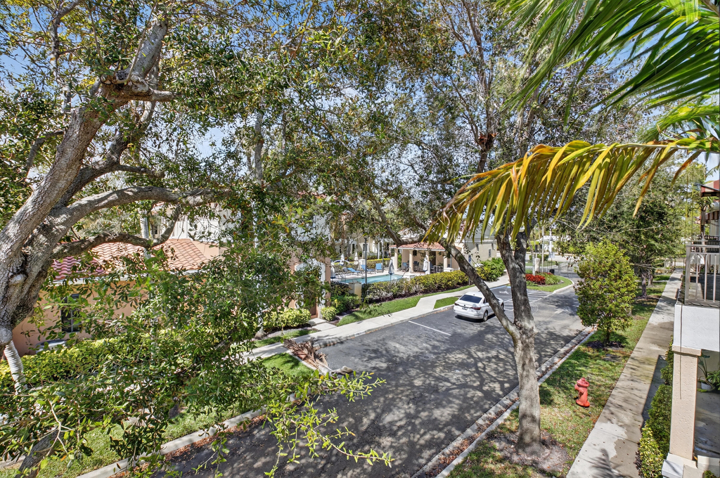 2515 Venetian Court - Photo 20