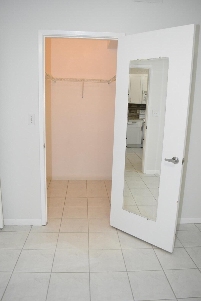 2010 Taylor Street - Photo 3