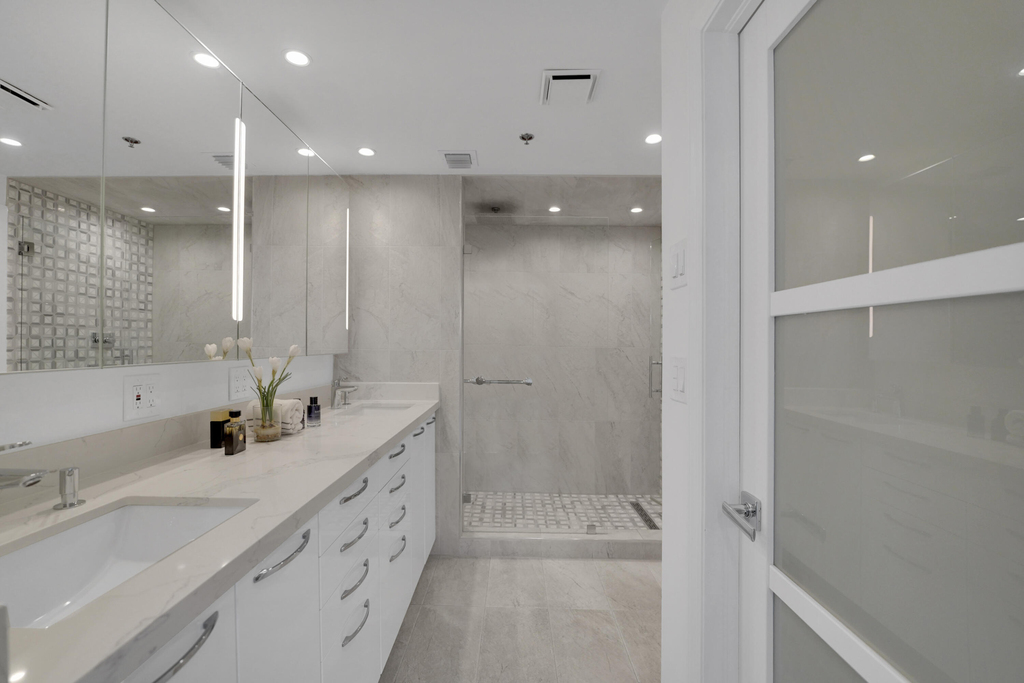 4114 W Palm Aire Drive - Photo 36