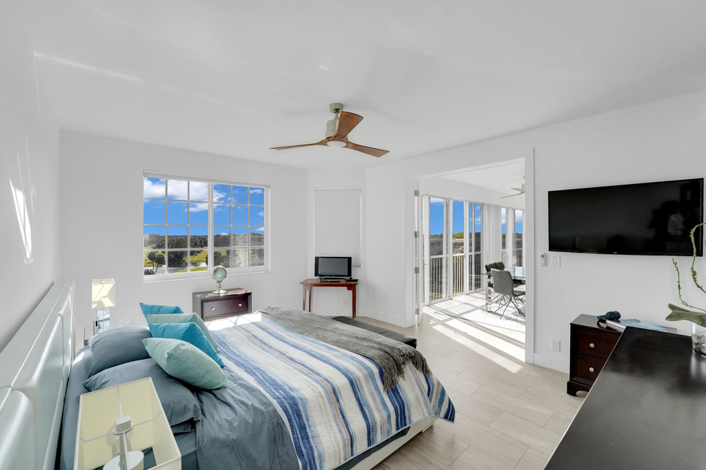 4114 W Palm Aire Drive - Photo 32