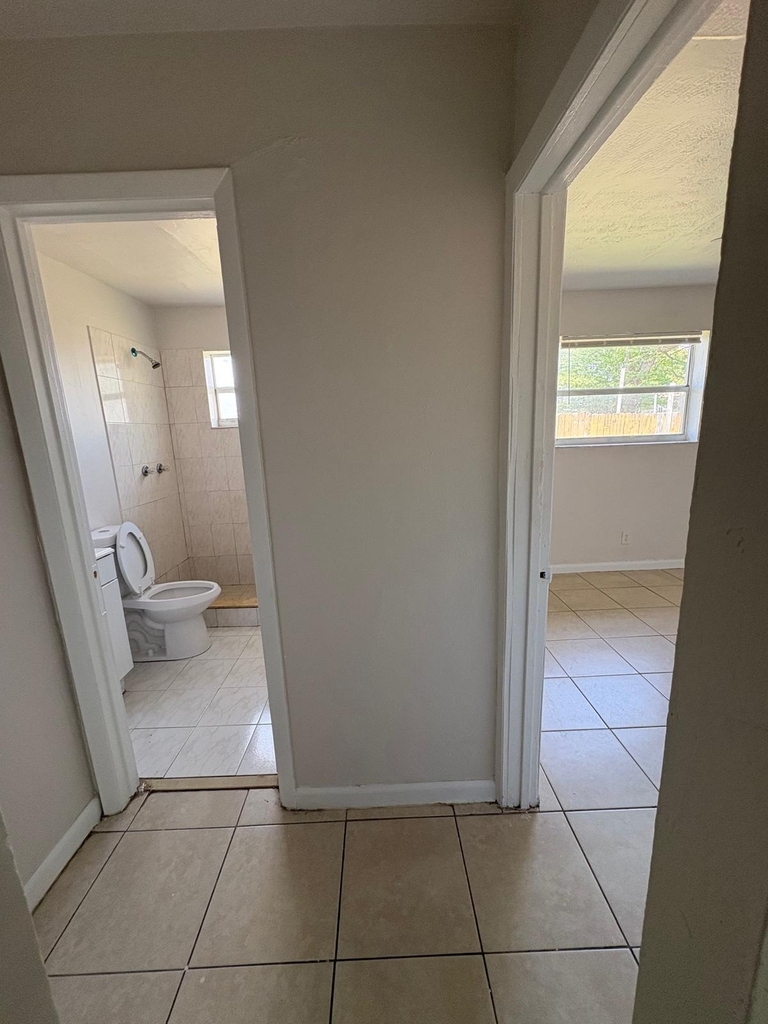 900 Nw 17th Avenue - Photo 14