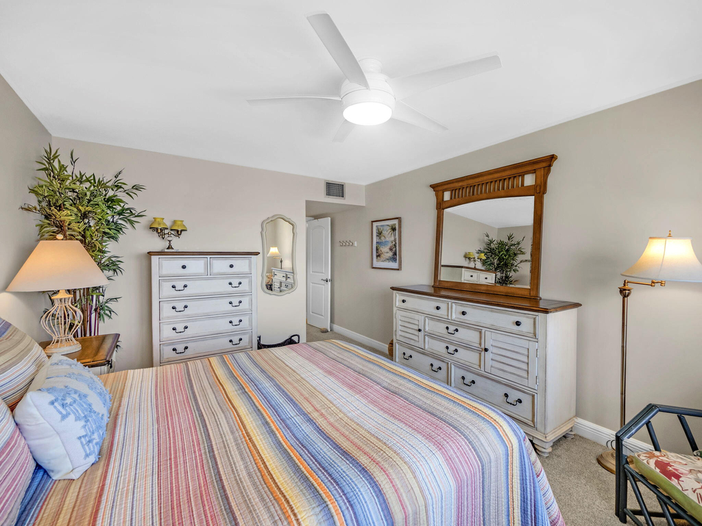175 Se Saint Lucie Boulevard - Photo 8