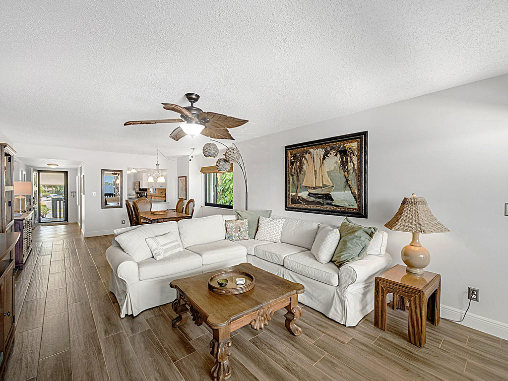 175 Se Saint Lucie Boulevard - Photo 6