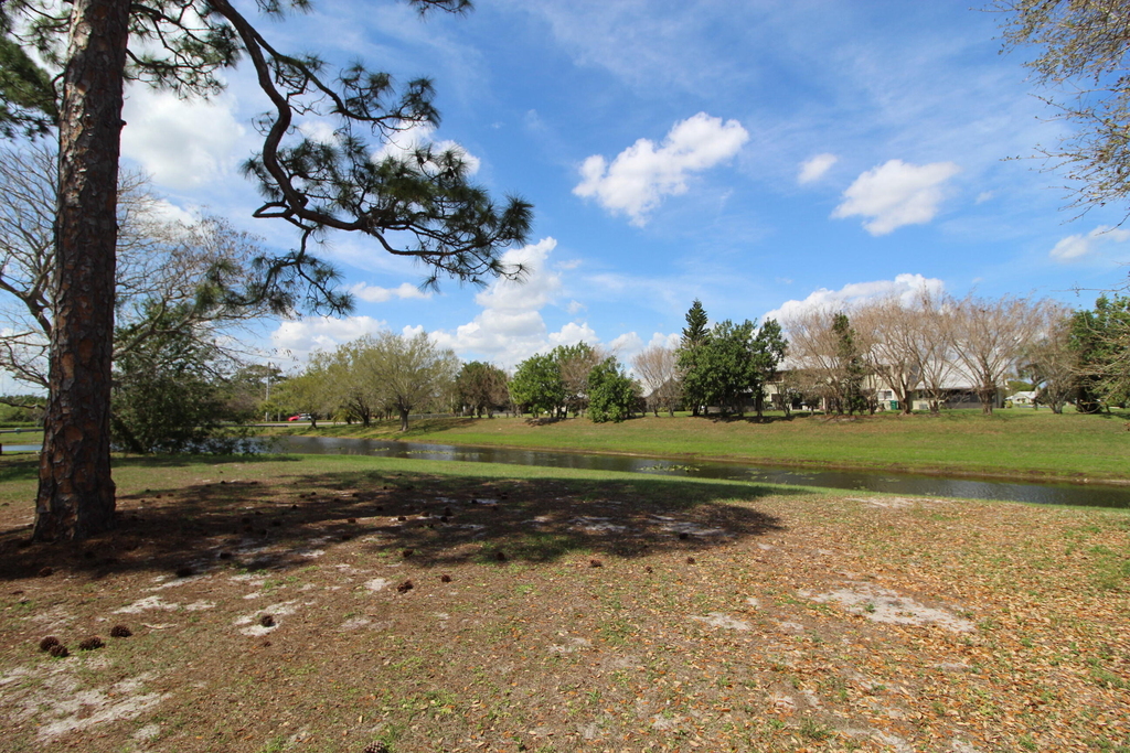 1618 Se Elkhart Terrace - Photo 13