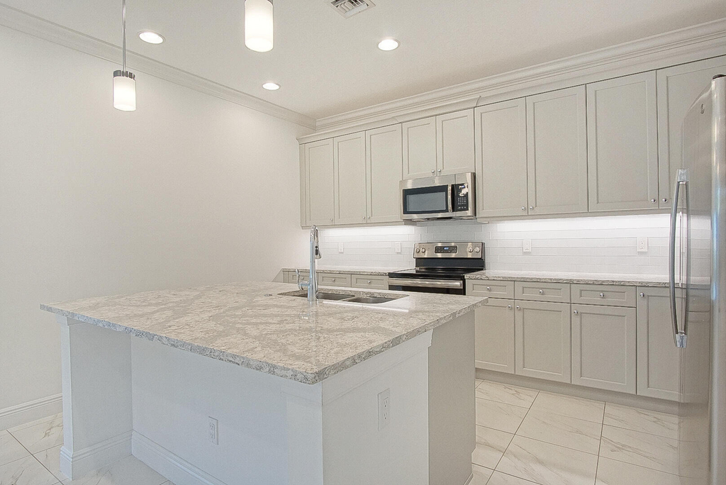 24060 Sw Firenze Way - Photo 5