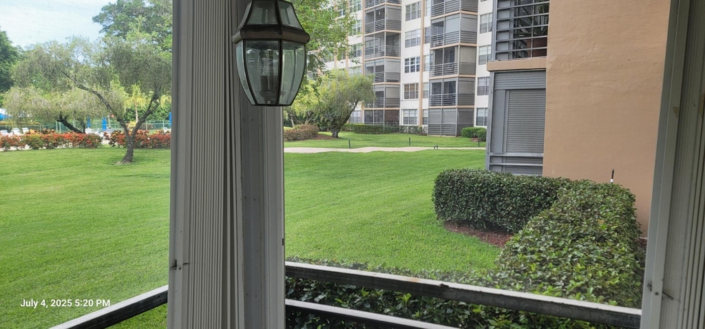 1300 Saint Charles Place - Photo 19